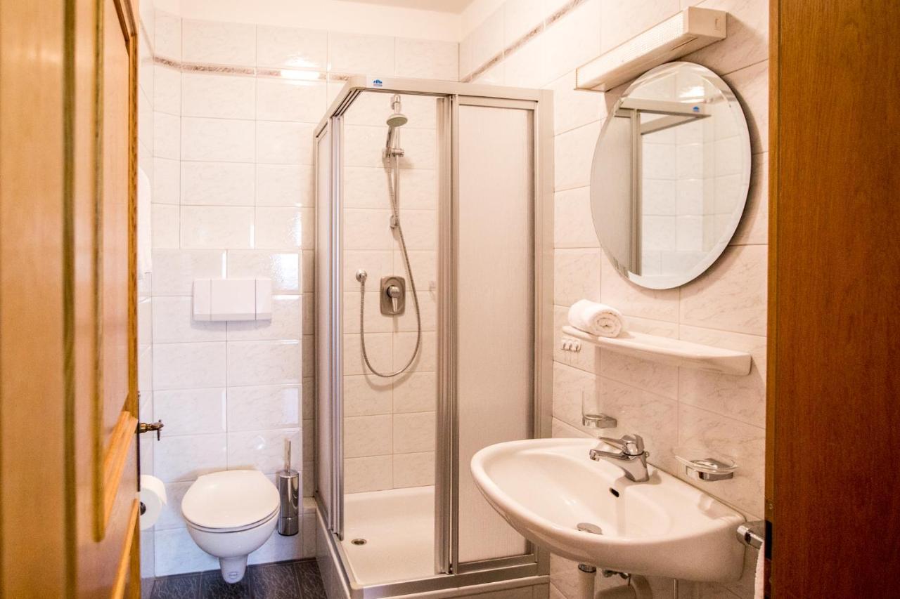 Mayr Apartments Plaus Luaran gambar